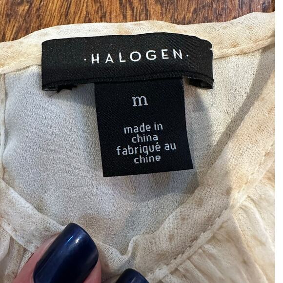 Halogen Women's Release Pleat Long Sleeve Blouse Ivory Size Medium NWT - Picture 3 of 6